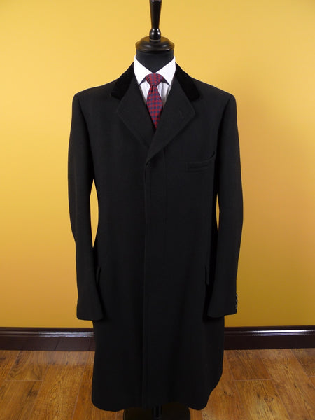 1949 Huntsman & Sons Savile Row Bespoke Black Heavyweight Overcoat w/ Silk-Velvet Collar 44L