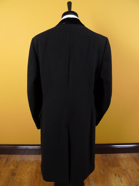 1949 Huntsman & Sons Savile Row Bespoke Black Heavyweight Overcoat w/ Silk-Velvet Collar 44L