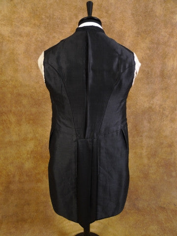 1910s 1920s Very Vintage Black Wool Evening Tailcoat 35L 49.16