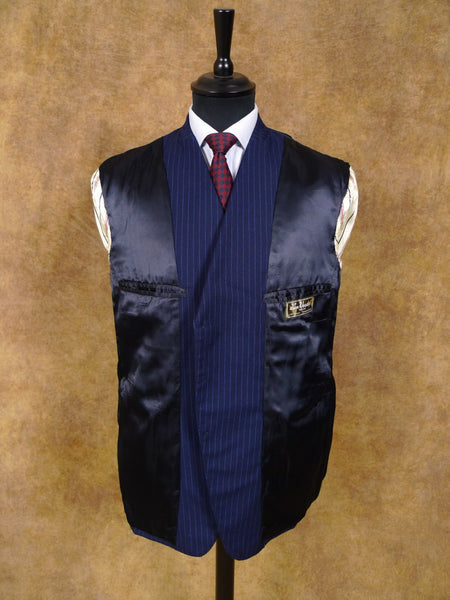 1960s 1970s Vintage Tailored Navy Blue Rope-Stripe Suit 42R
