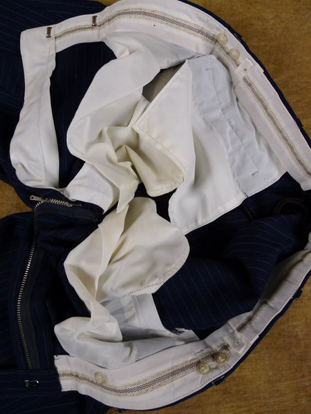 1960s 1970s Vintage Tailored Navy Blue Rope-Stripe Suit 42R