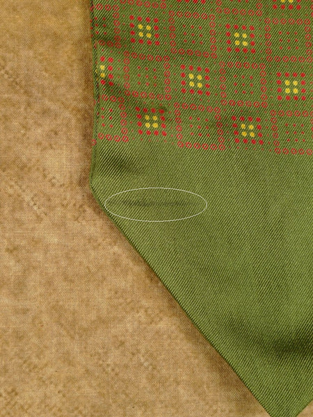 1950s 1960s Vintage Green / Red Pattern Rayon Cravat