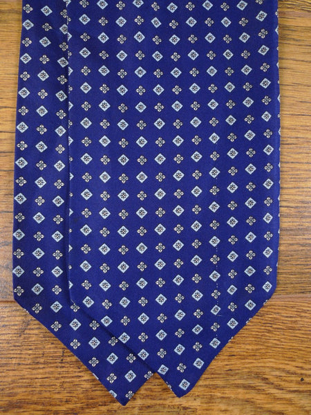 1960s Vintage Blue / White Pattern Rayon Cravat