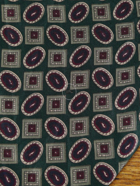 1950s 1960s Green / Burgundy Geometric Pattern Cravat