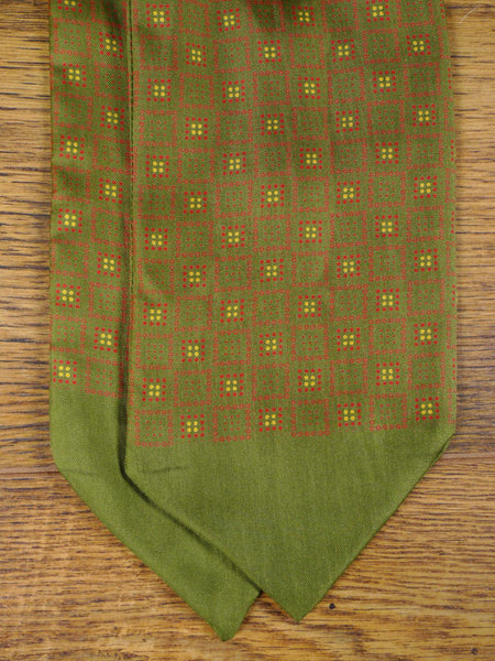 1950s 1960s Vintage Green / Red Pattern Rayon Cravat