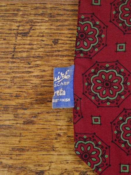 1950s 1960s Vintage Red / Green Floral Pattern Rayon Cravat