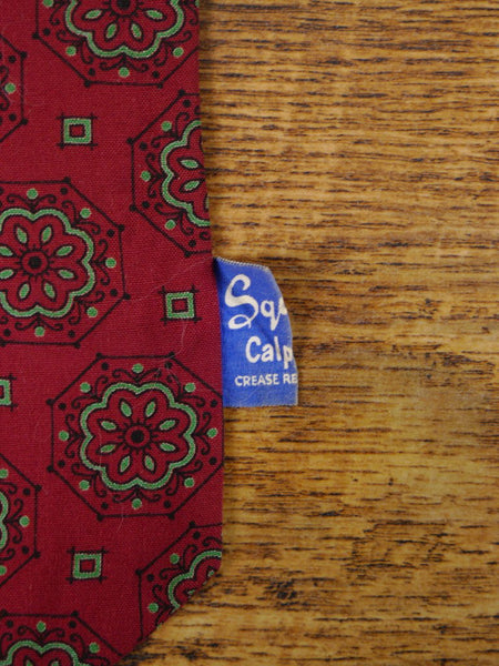 1950s 1960s Vintage Red / Green Floral Pattern Rayon Cravat