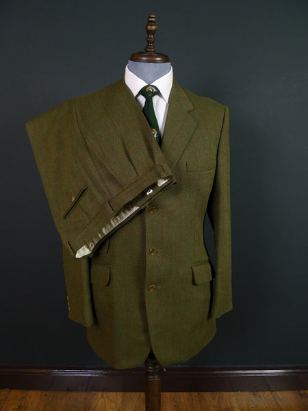 1910s 1920s Very Vintage Black Doeskin Finish Dinner Jacket 36R